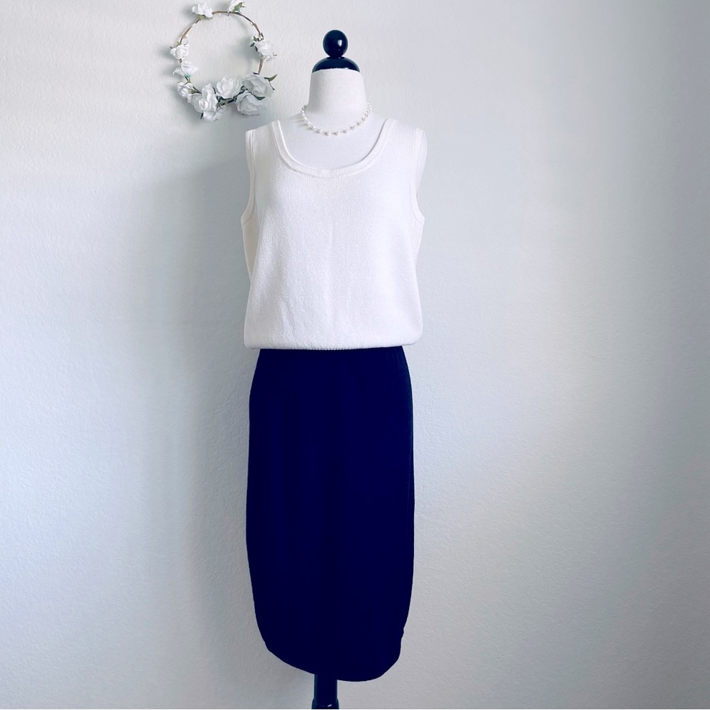 St. John Basics Sleeveless Cream Knit Top